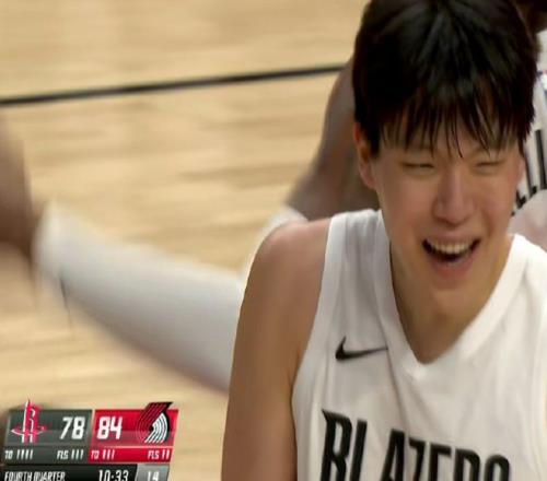 郑钦文,日晚惊艳登,迪拜网球赛,韦德体育平台,韦德体育官方网站,韦德体育登录入口,韦德体育app下载